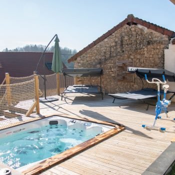 séjour bien-être avec location spa privatif (jacuzzi, sauna et lit hydromassant) rare en France au coeur de la nature du Limousin en Haute-Vienne
