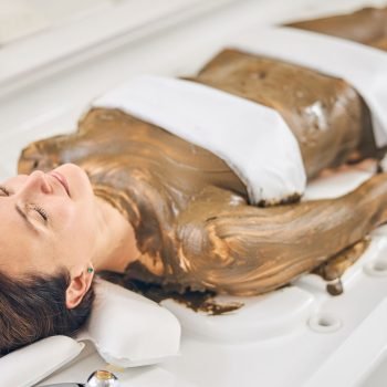 spa privatif pour escapade romantique ou séjour bien-être proche Limoges